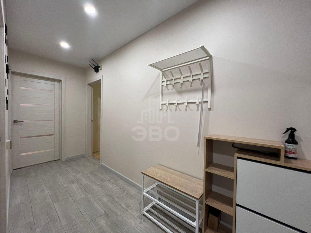 двухкомнатная квартира в Санкт-Петербурге по адресу: Есенина ул., 8, к 1