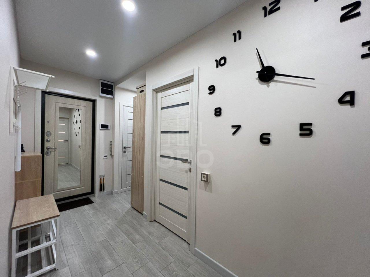 двухкомнатная квартира в Санкт-Петербурге по адресу: Есенина ул., 8, к 1