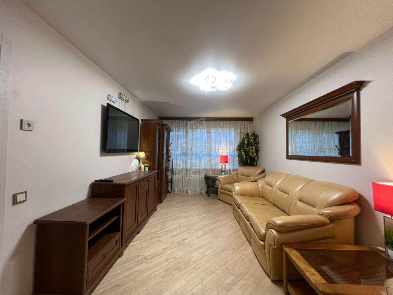 двухкомнатная квартира в Санкт-Петербурге по адресу: Есенина ул., 8, к 1