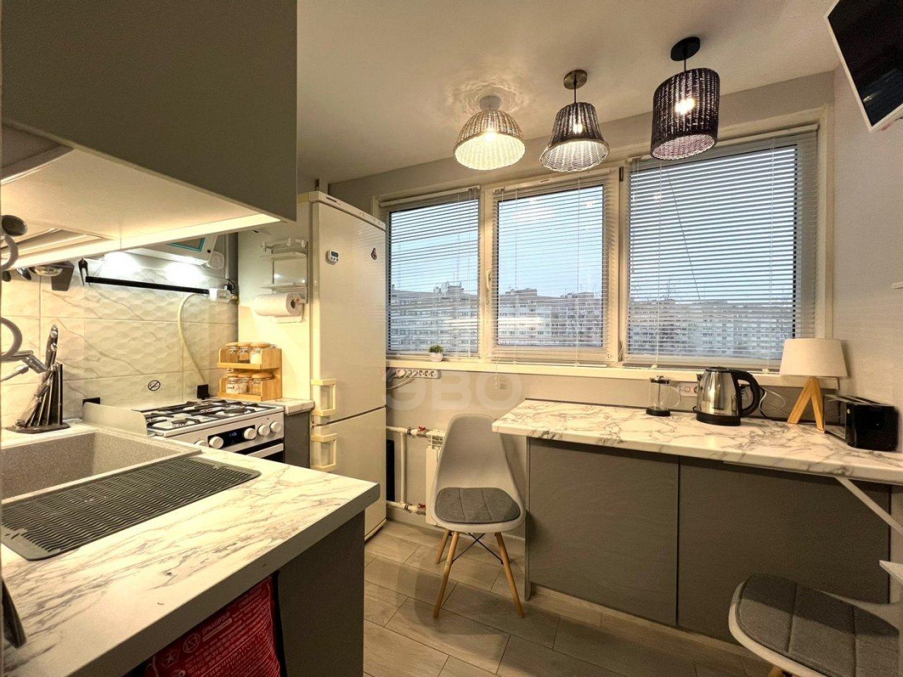 двухкомнатная квартира в Санкт-Петербурге по адресу: Есенина ул., 8, к 1