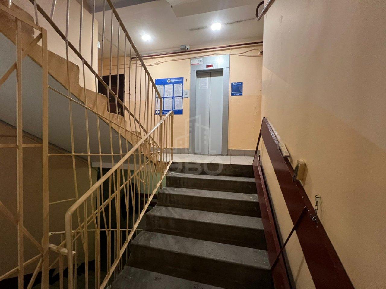 двухкомнатная квартира в Санкт-Петербурге по адресу: Есенина ул., 8, к 1