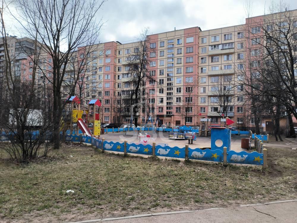 однокомнатная квартира в Санкт-Петербурге по адресу: Полюстровский проспект, 9