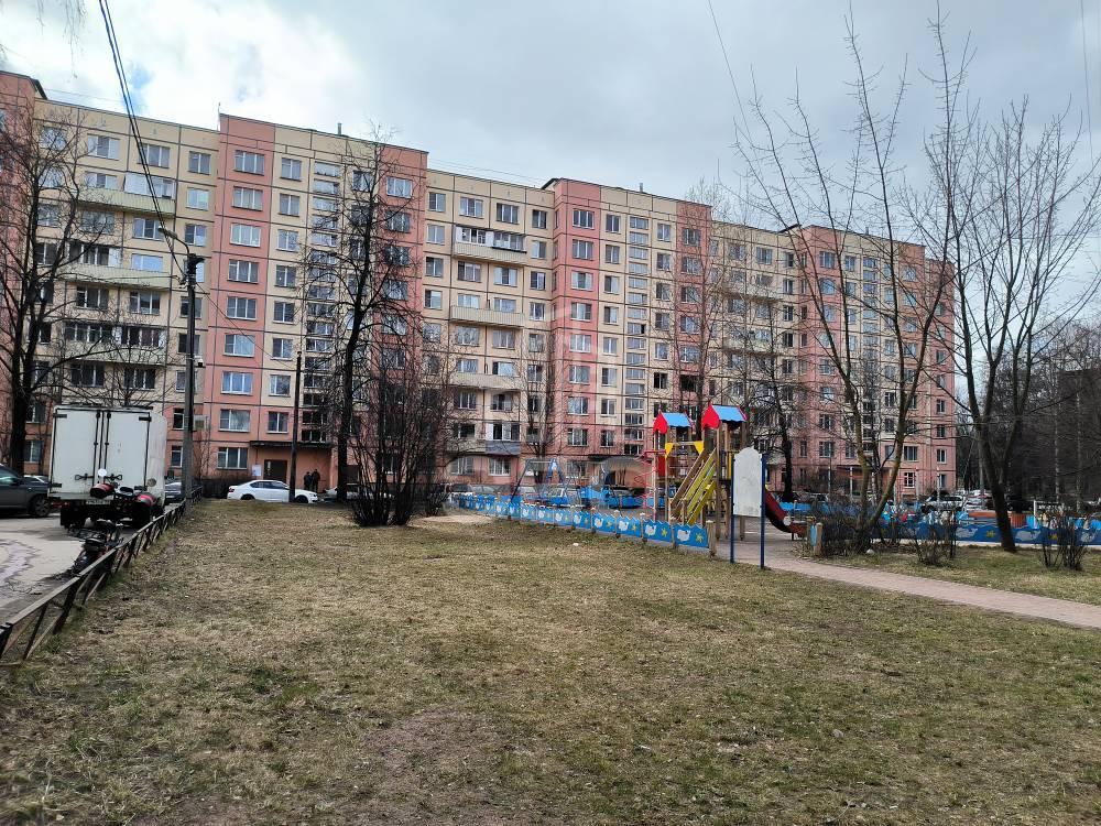 однокомнатная квартира в Санкт-Петербурге по адресу: Полюстровский проспект, 9