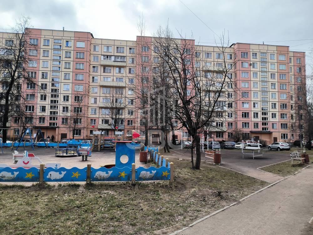 однокомнатная квартира в Санкт-Петербурге по адресу: Полюстровский проспект, 9