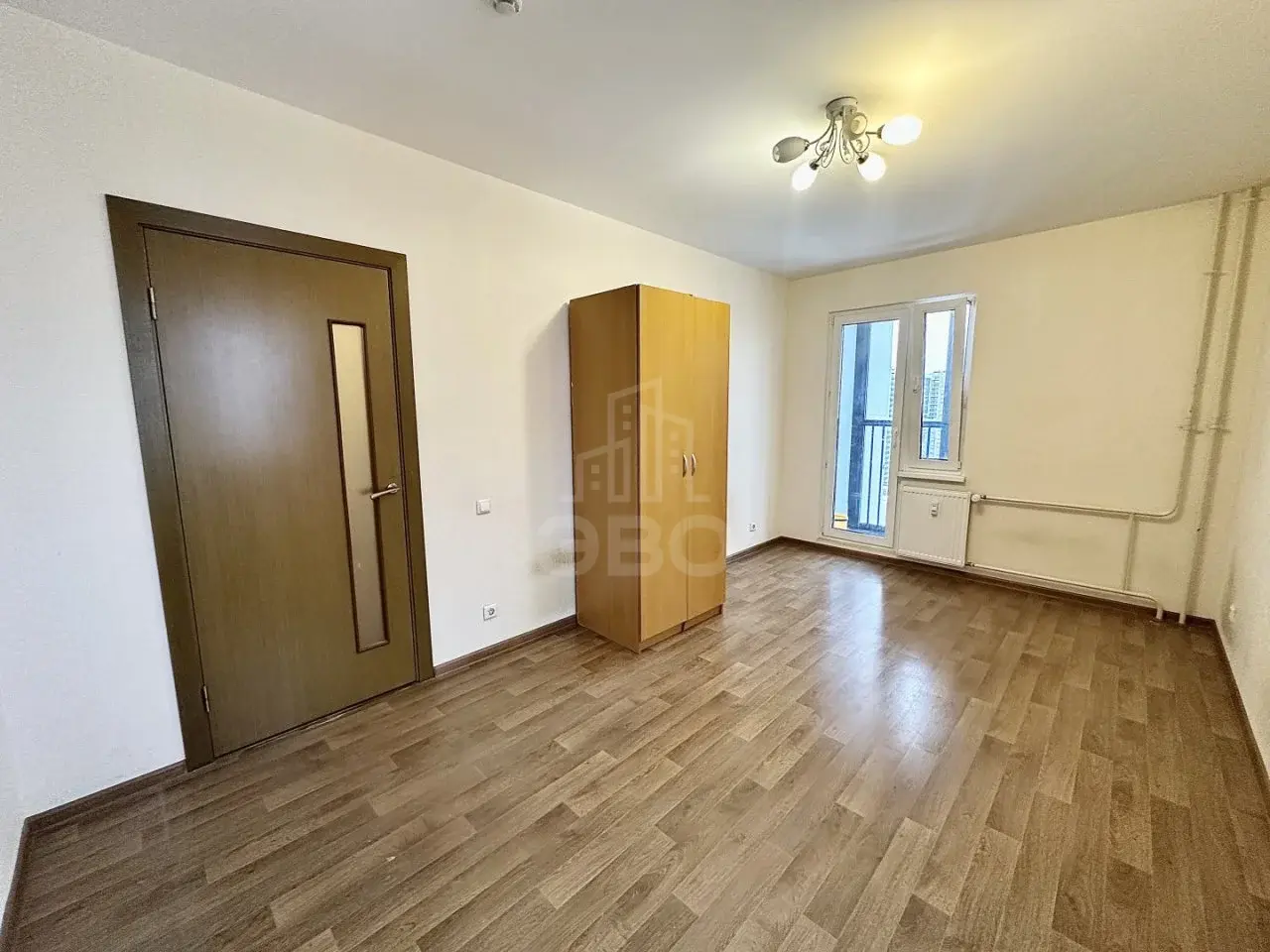 двухкомнатная квартира в Санкт-Петербурге по адресу: Парашютная ул., 61, к 3