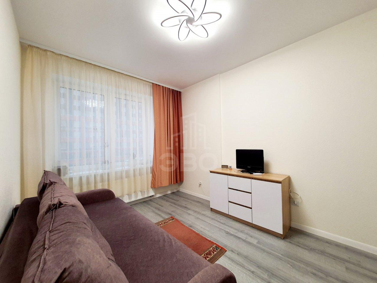 однокомнатная квартира в Санкт-Петербурге по адресу: Плесецкая ул., 28, к 1