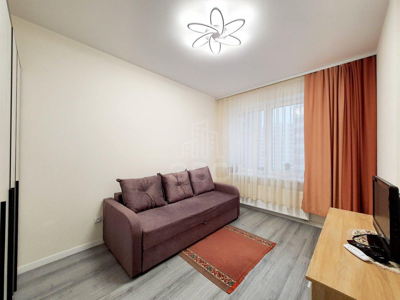 однокомнатная квартира в Санкт-Петербурге по адресу: Плесецкая ул., 28, к 1