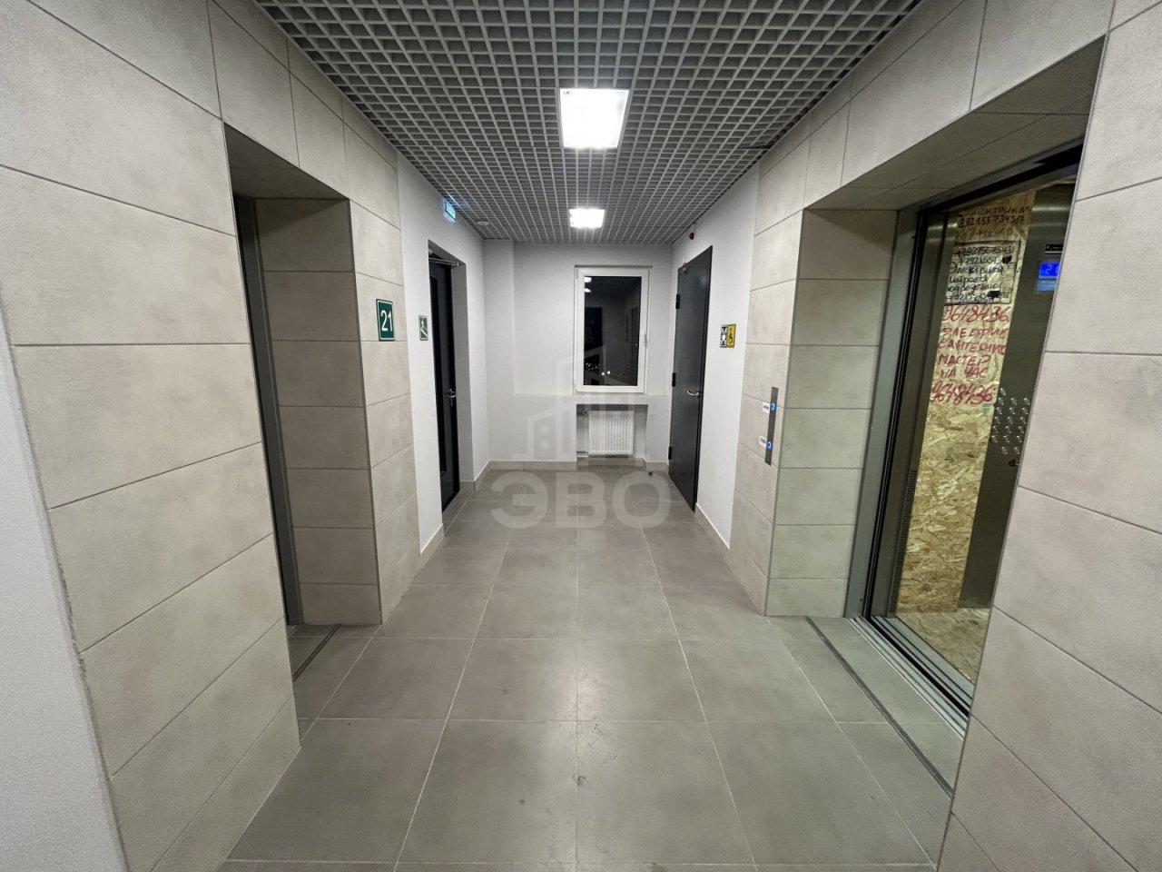 трехкомнатная квартира в Санкт-Петербурге по адресу: Дальневосточный проспект, 37, к 2, строение 1