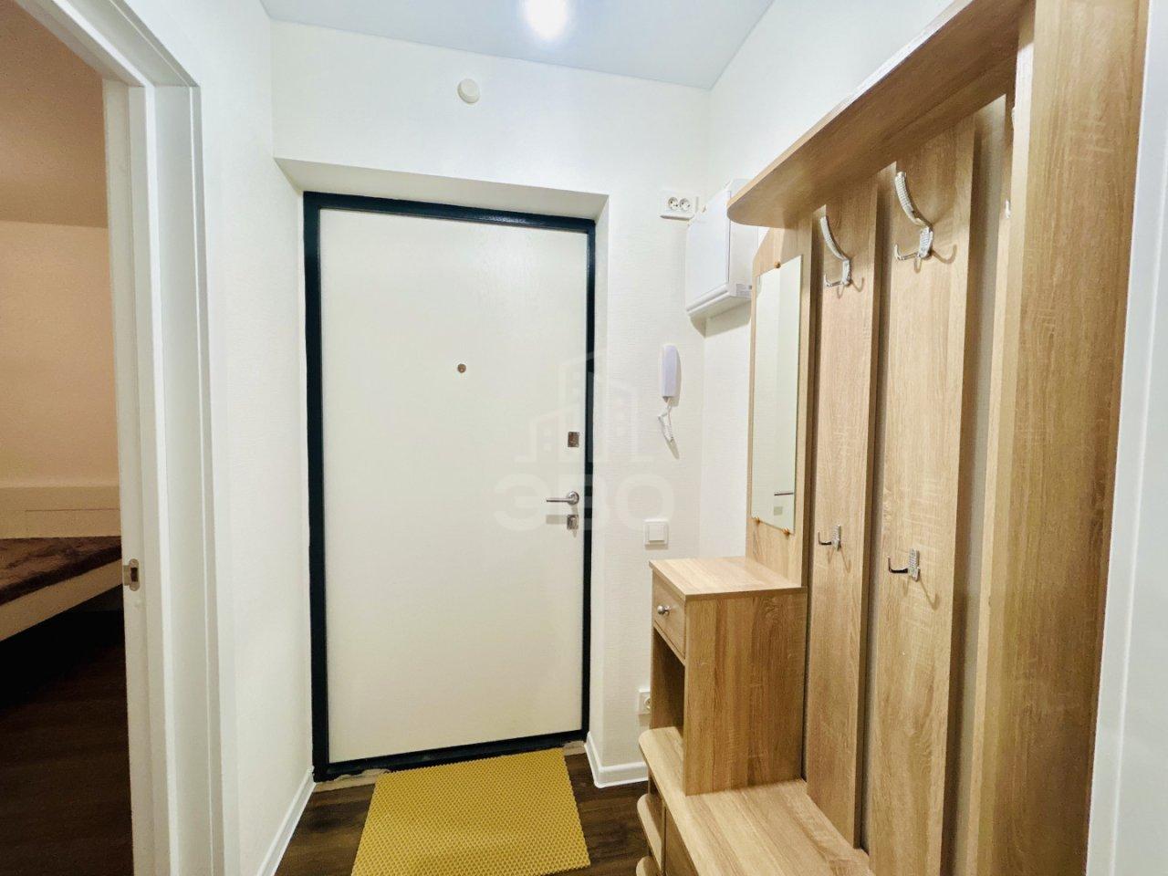 трехкомнатная квартира в Санкт-Петербурге по адресу: Дальневосточный проспект, 37, к 2, строение 1