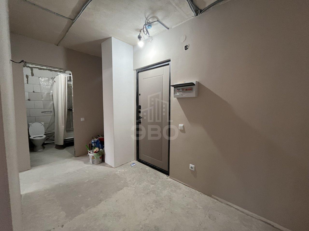 трехкомнатная квартира в Ленинградской области по адресу: Шоссе в Лаврики ул., 93