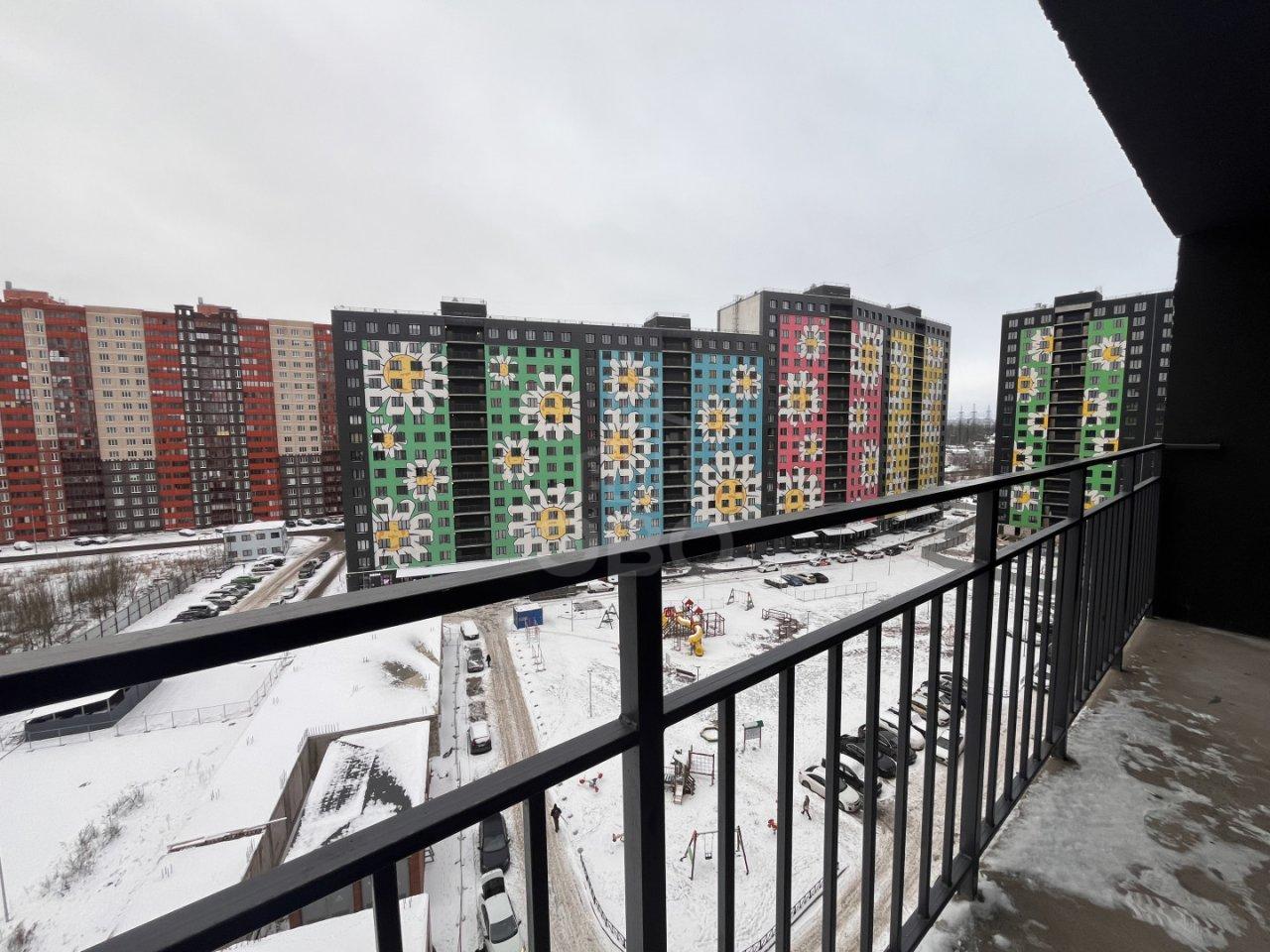 трехкомнатная квартира в Ленинградской области по адресу: Шоссе в Лаврики ул., 93