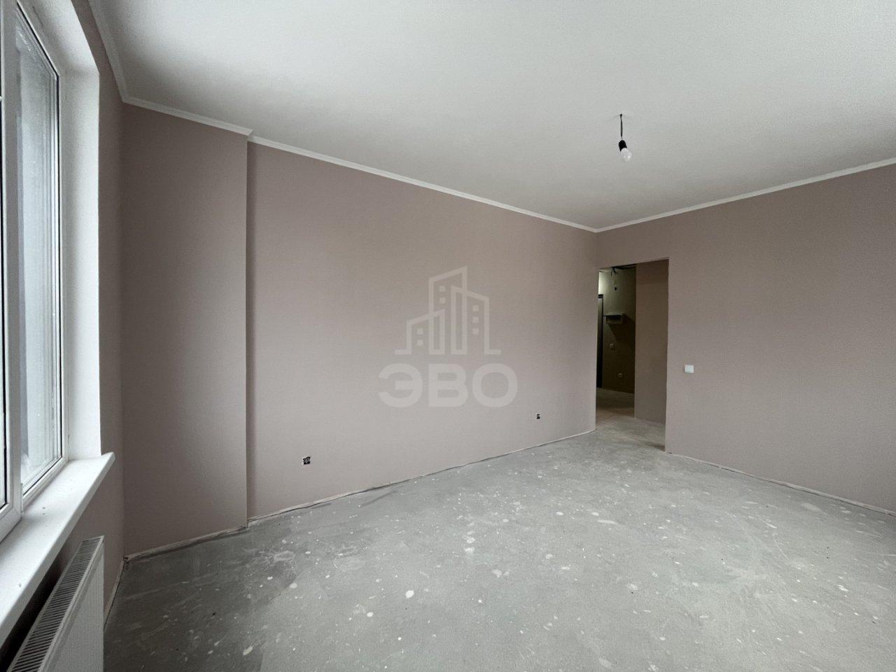 трехкомнатная квартира в Ленинградской области по адресу: Шоссе в Лаврики ул., 93