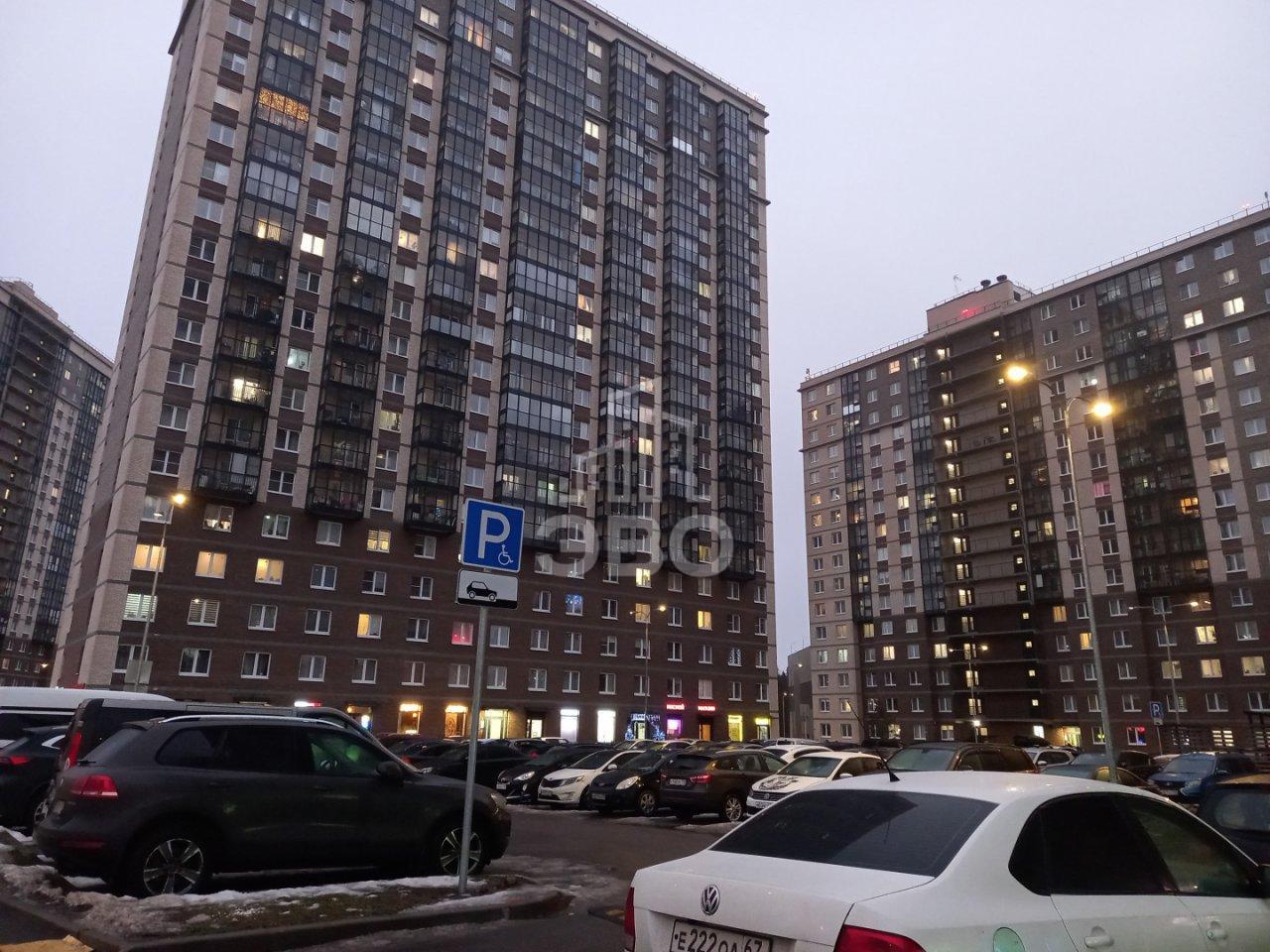 двухкомнатная квартира в Санкт-Петербурге по адресу: Ивинская ул., 17, к 1