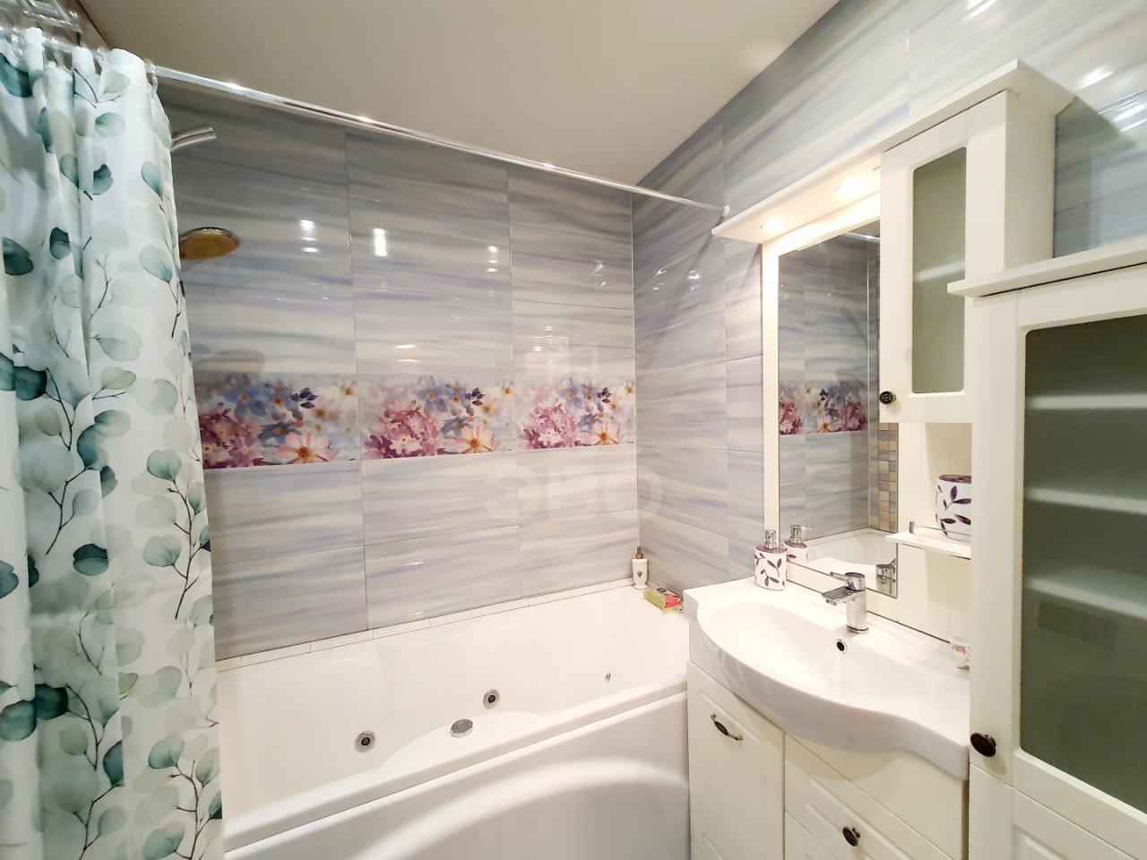 однокомнатная квартира в Санкт-Петербурге по адресу: Маршала Жукова проспект, 41