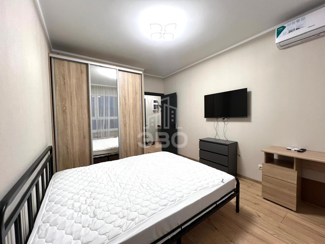 однокомнатная квартира в Санкт-Петербурге по адресу: Планерная ул., 87, к 1