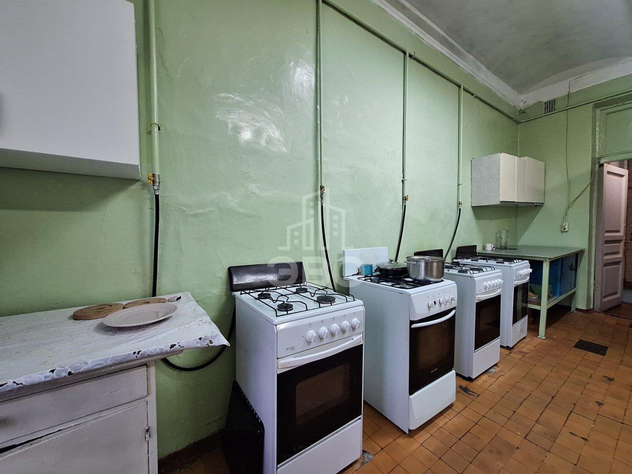 комната в Санкт-Петербурге по адресу: Нарвский проспект, 9, к 3