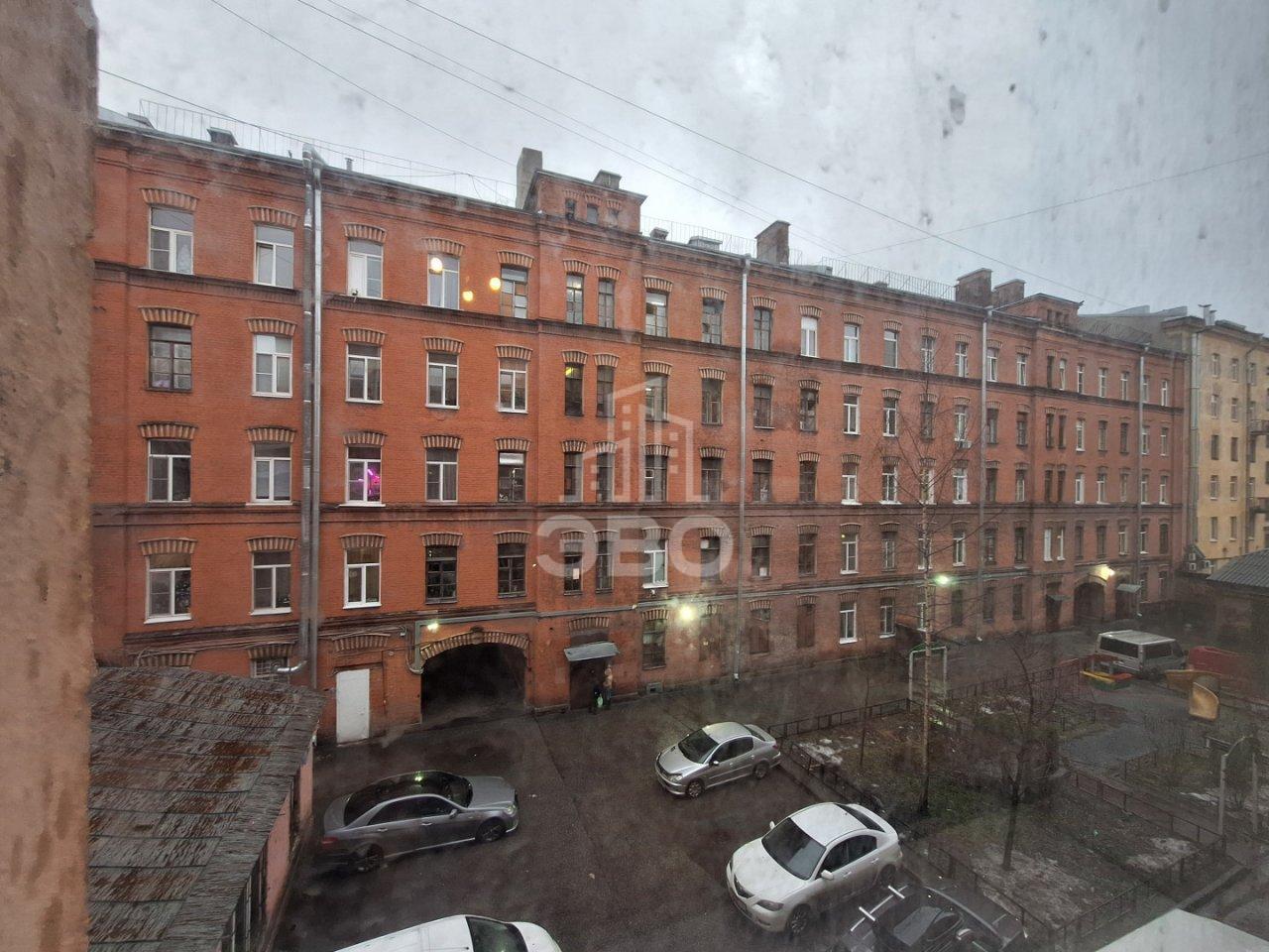 комната в Санкт-Петербурге по адресу: Нарвский проспект, 9, к 3