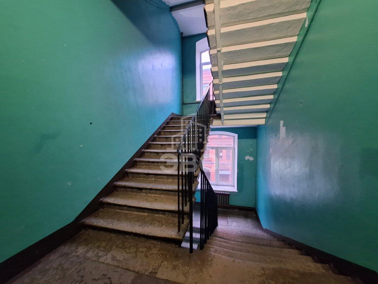 комната в Санкт-Петербурге по адресу: Нарвский проспект, 9, к 3