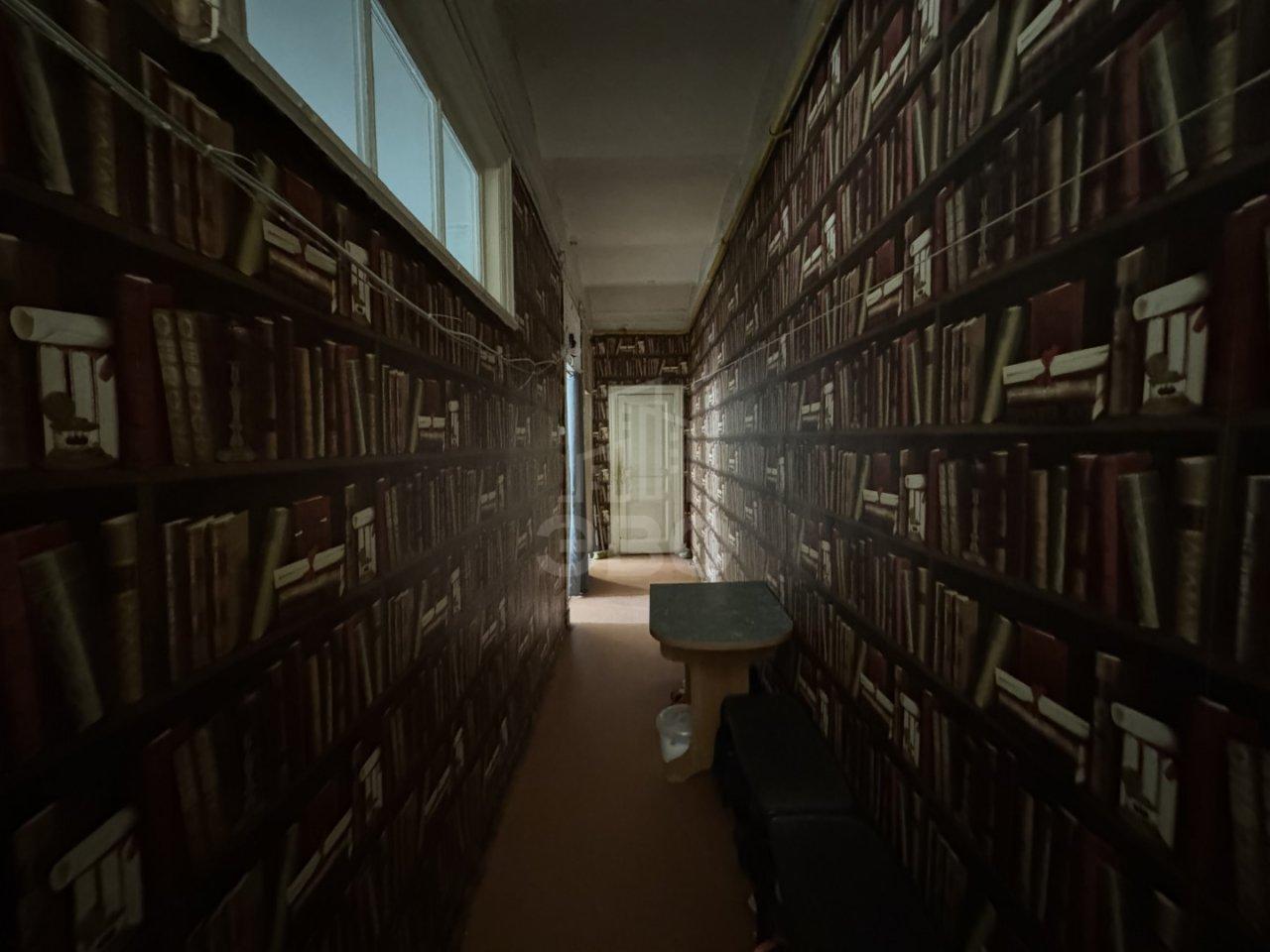 трехкомнатная квартира в Санкт-Петербурге по адресу: Таврическая ул., 31, литера Б