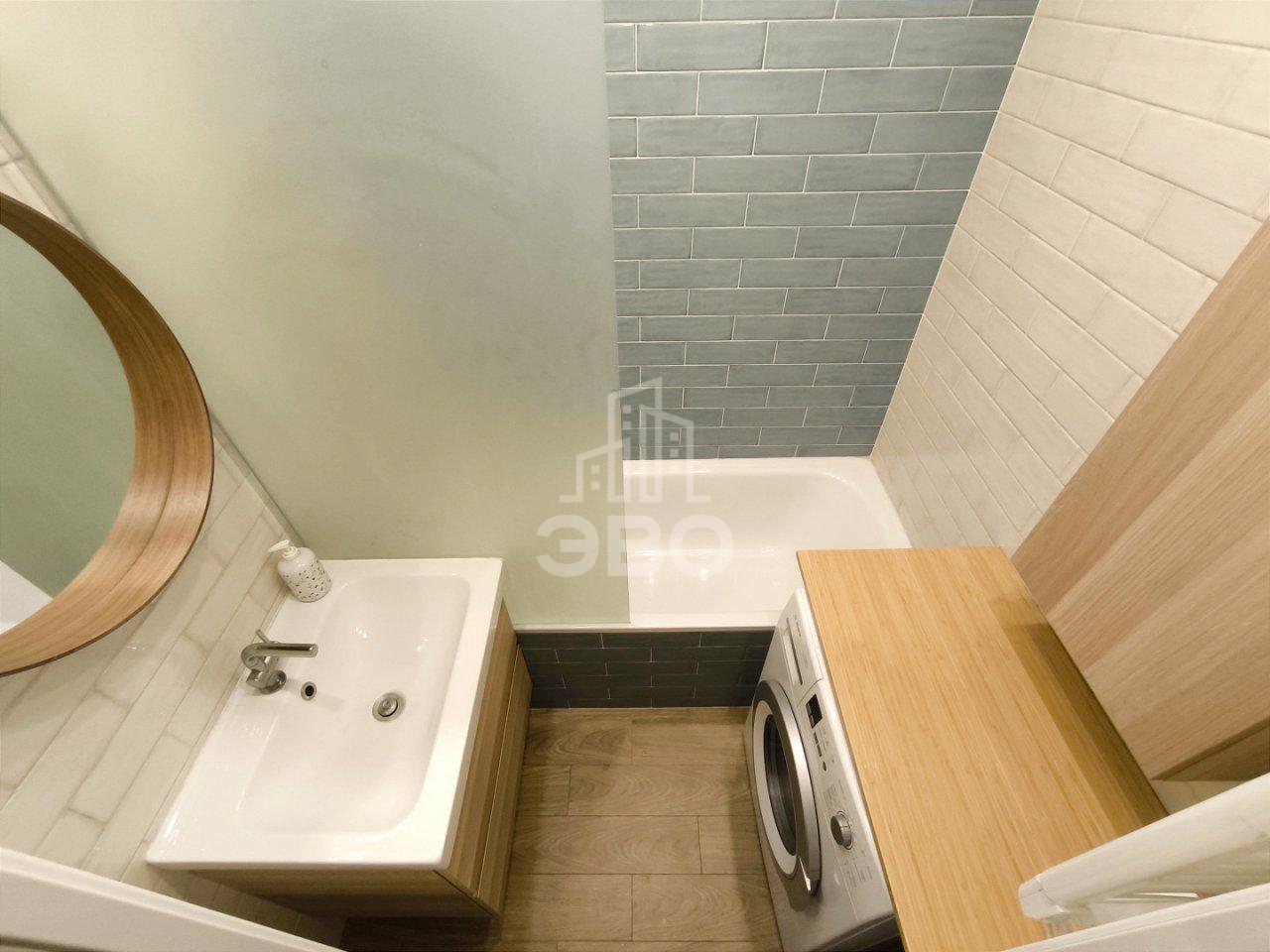 двухкомнатная квартира в Санкт-Петербурге по адресу: Шуваловский проспект, 90, к 1