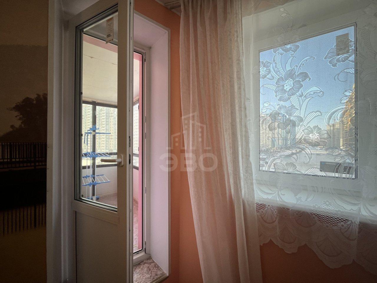 однокомнатная квартира в Санкт-Петербурге по адресу: Михаила Дудина ул., 25, к 1