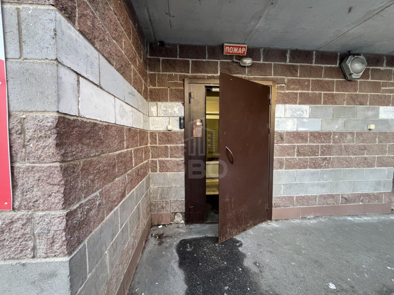 однокомнатная квартира в Санкт-Петербурге по адресу: Михаила Дудина ул., 25, к 1