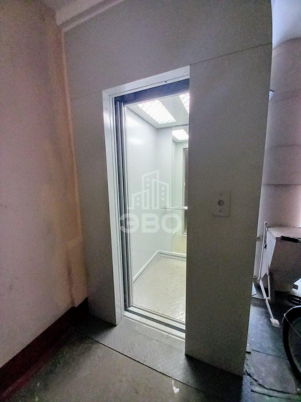 двухкомнатная квартира в Санкт-Петербурге по адресу: Ланское ш., 16, к 4