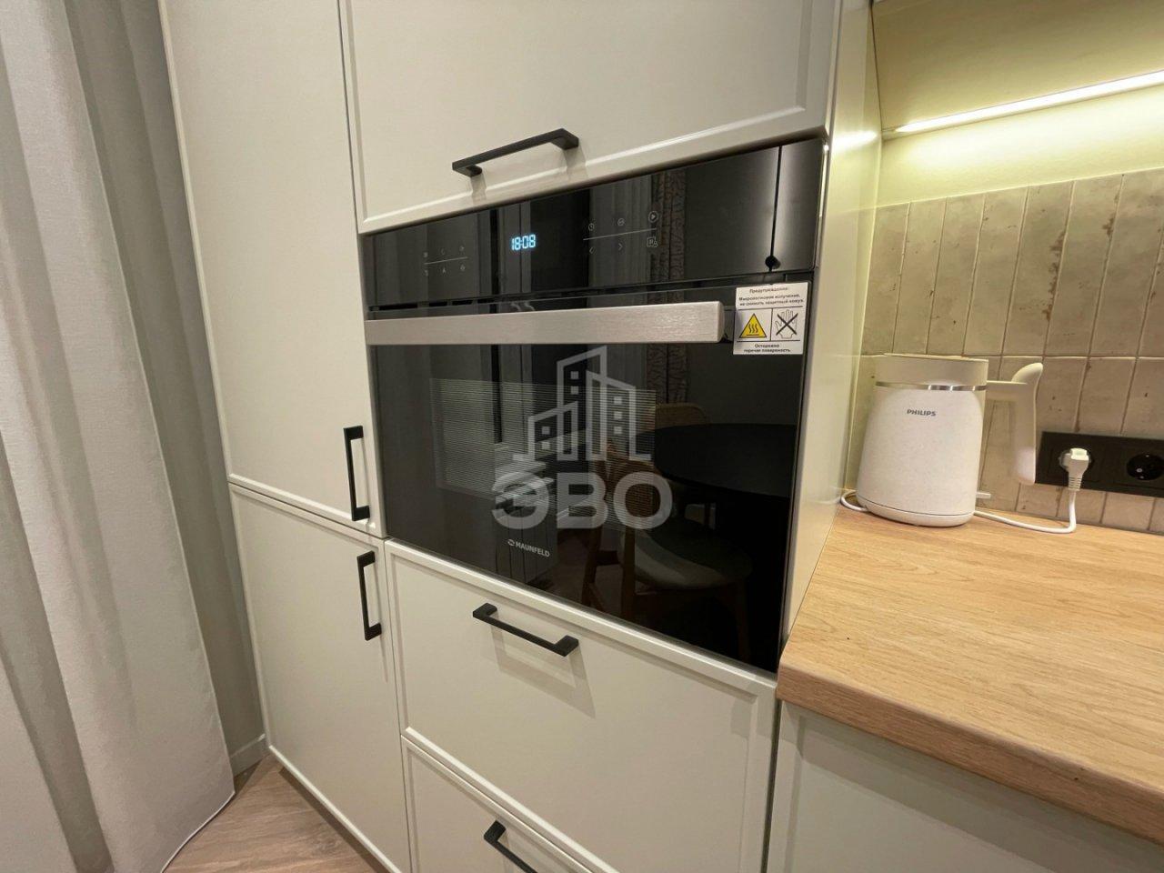 двухкомнатная квартира в Санкт-Петербурге по адресу: Парфеновская ул., 6