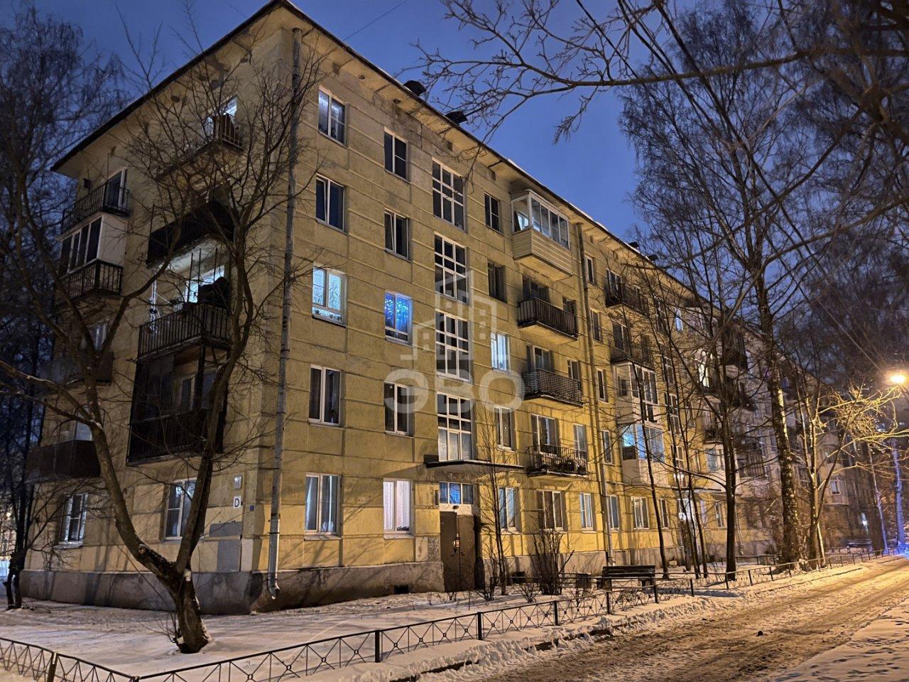 однокомнатная квартира в Санкт-Петербурге по адресу: Плановая ул., 16, к А