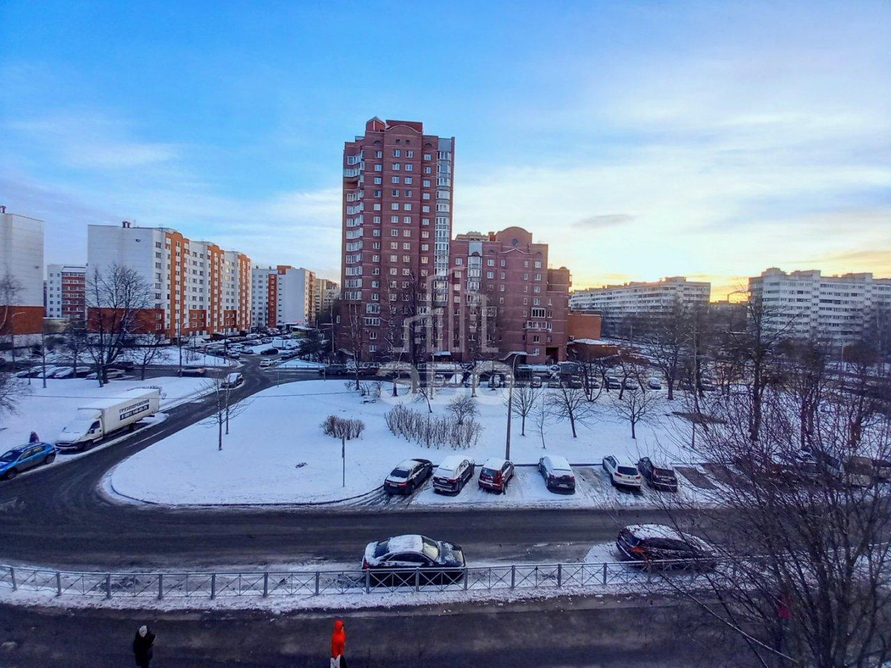 двухкомнатная квартира в Санкт-Петербурге по адресу: Серебристый б-р., 23, к 2