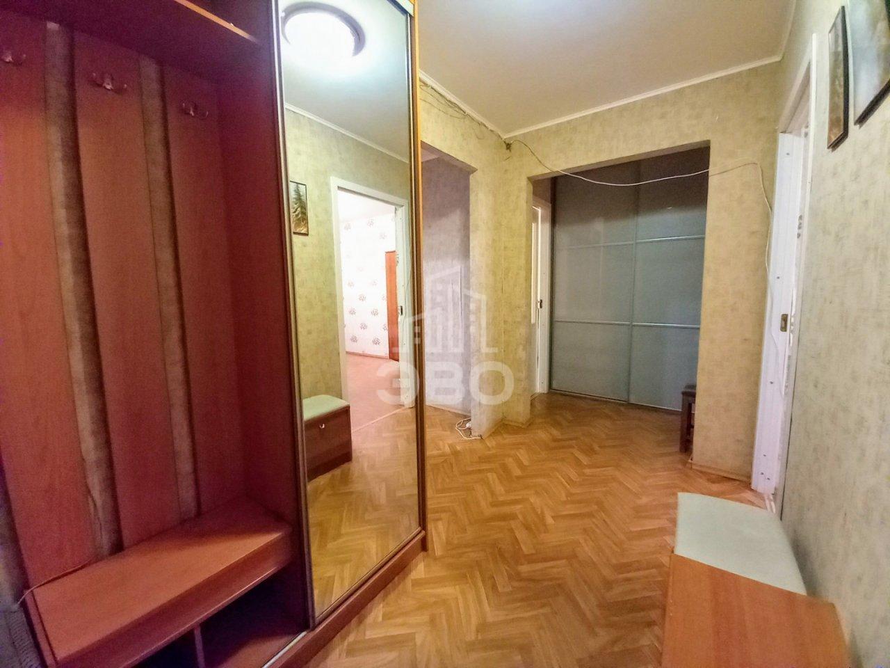 двухкомнатная квартира в Санкт-Петербурге по адресу: Серебристый б-р., 23, к 2