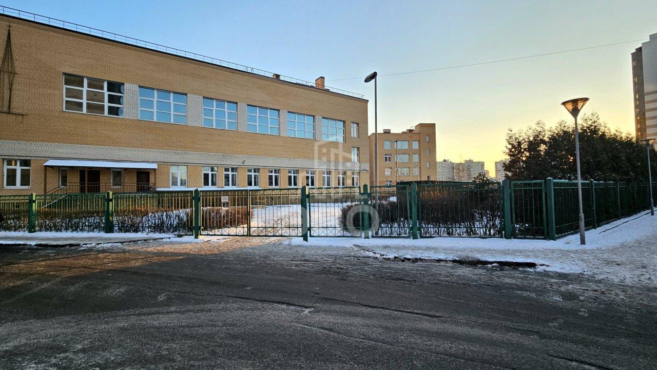 однокомнатная квартира в Санкт-Петербурге по адресу: Загребский б-р., 9