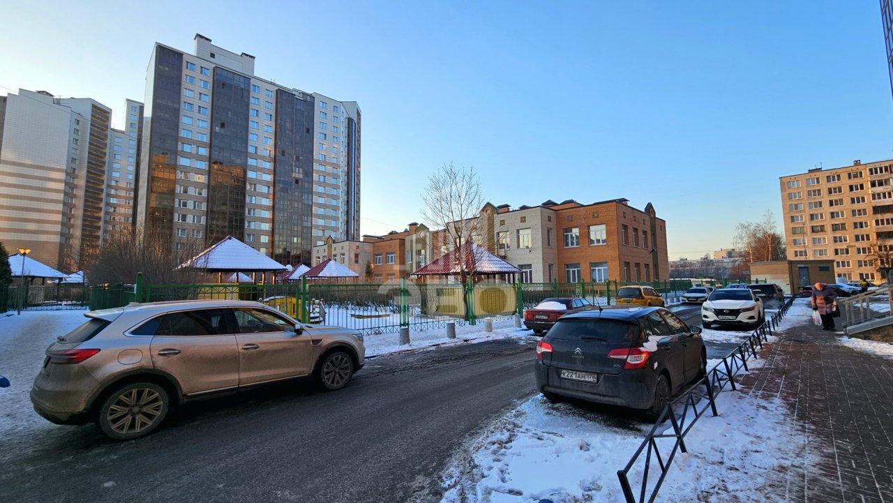 однокомнатная квартира в Санкт-Петербурге по адресу: Загребский б-р., 9