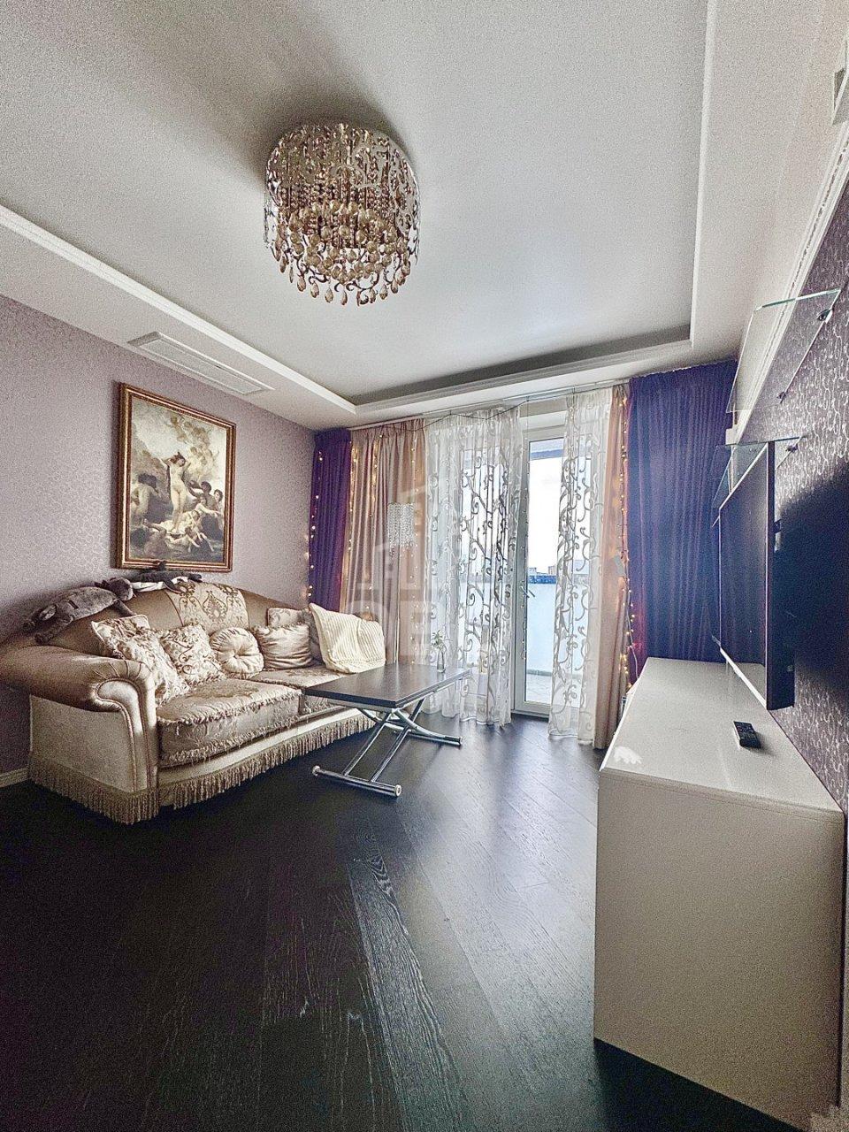 однокомнатная квартира в Санкт-Петербурге по адресу: Реки Смоленки наб., 35, к 1