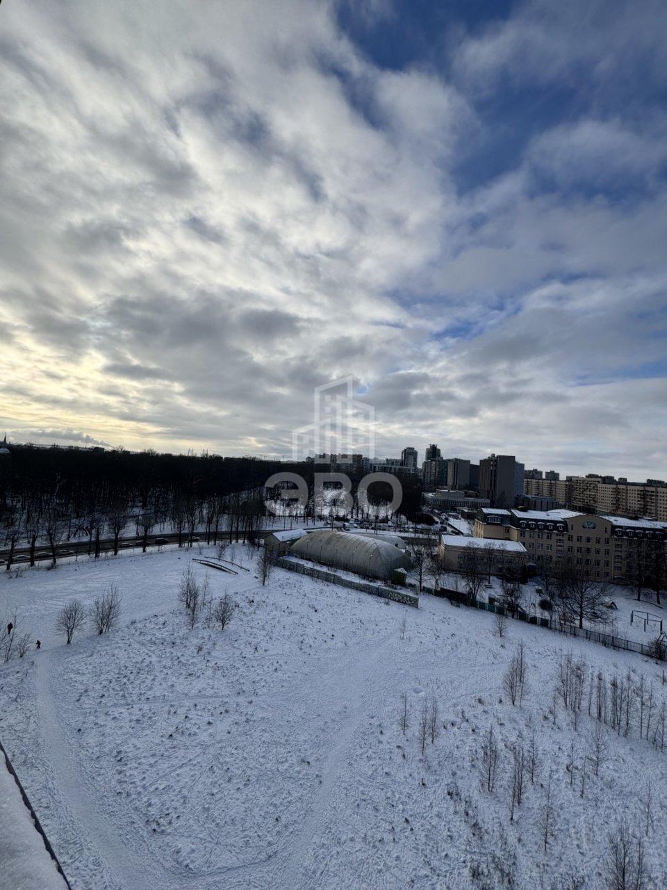 однокомнатная квартира в Санкт-Петербурге по адресу: Реки Смоленки наб., 35, к 1