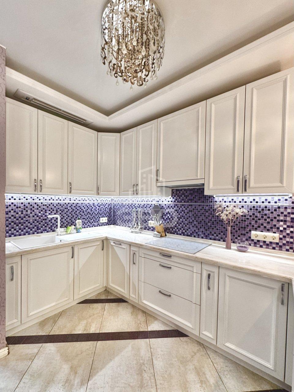 однокомнатная квартира в Санкт-Петербурге по адресу: Реки Смоленки наб., 35, к 1