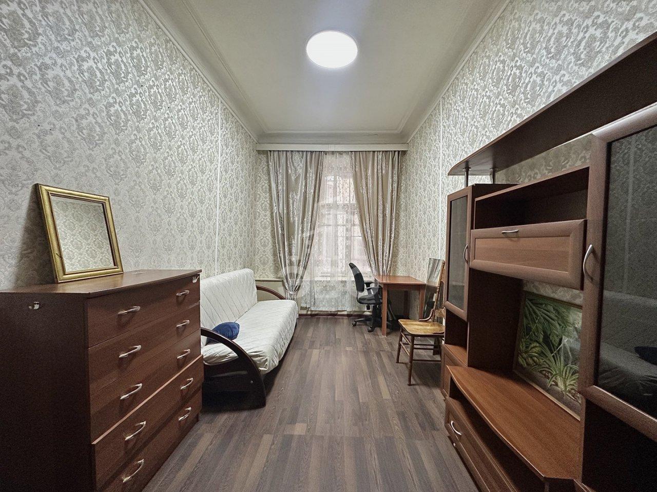 комната в Санкт-Петербурге по адресу: Кирилловская ул., 16