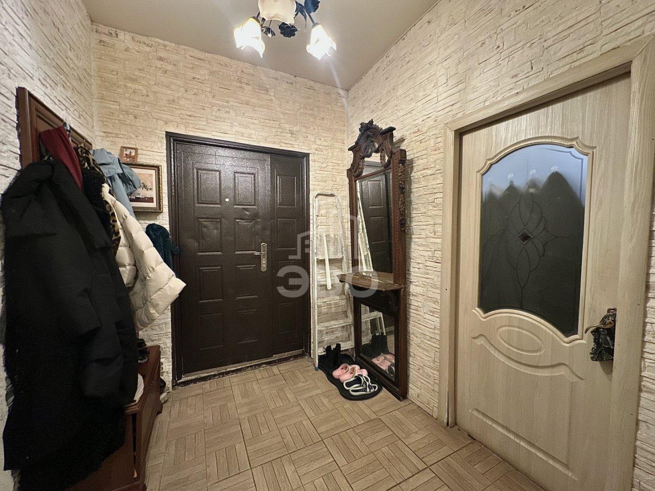 комната в Санкт-Петербурге по адресу: Кирилловская ул., 16