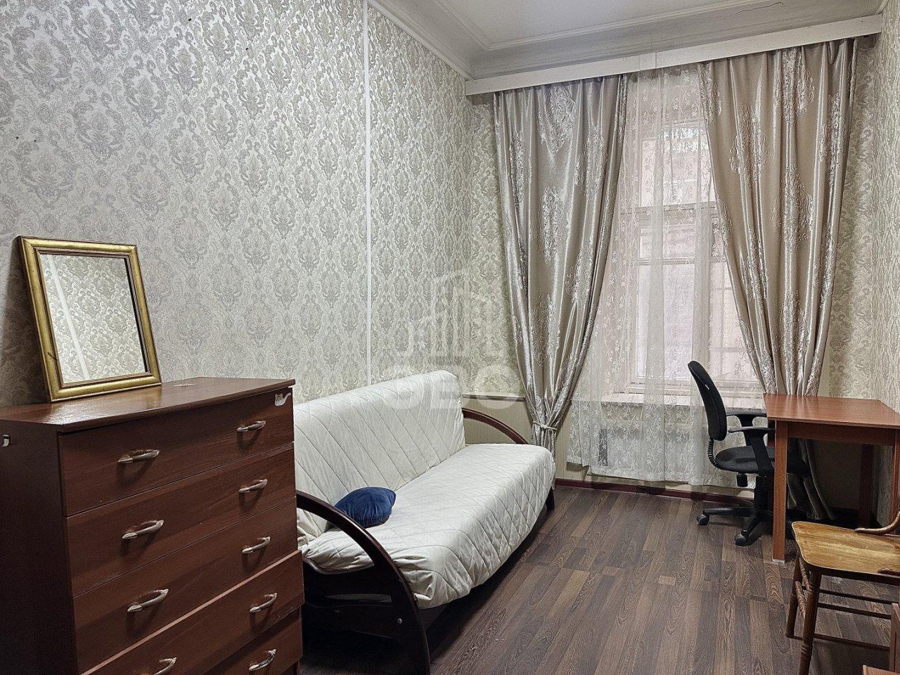 комната в Санкт-Петербурге по адресу: Кирилловская ул., 16