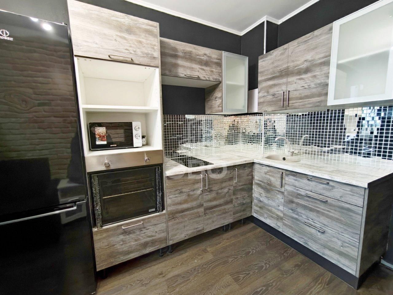 однокомнатная квартира в Санкт-Петербурге по адресу: Графская ул., 2