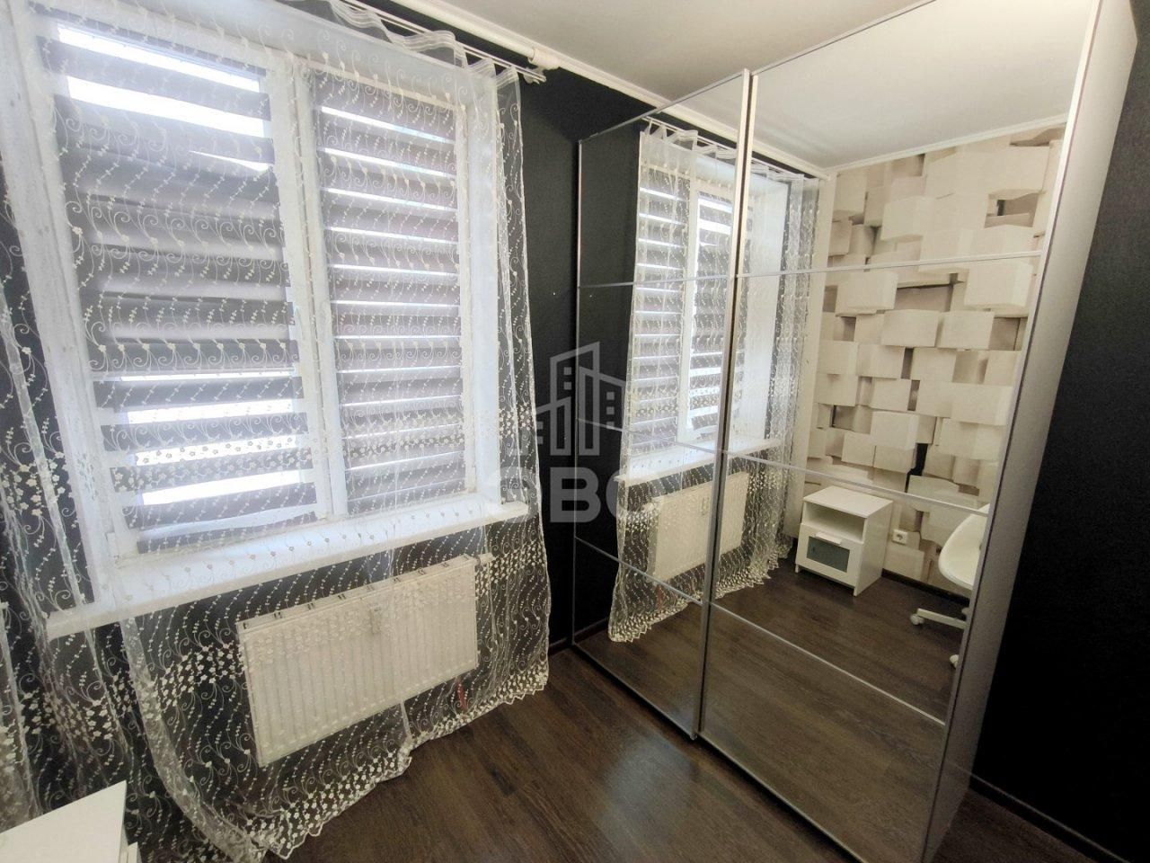 однокомнатная квартира в Санкт-Петербурге по адресу: Графская ул., 2