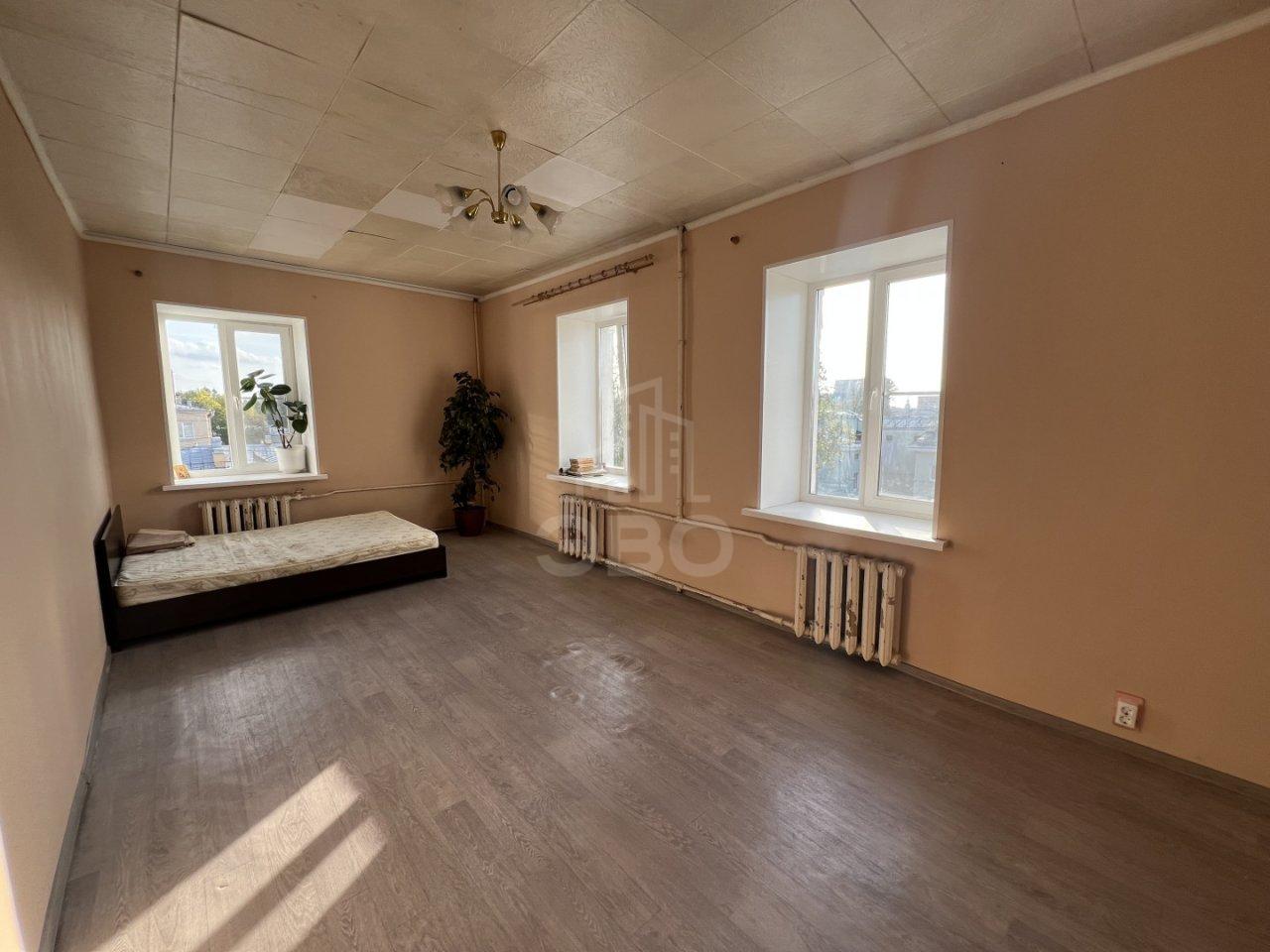 трехкомнатная квартира в Санкт-Петербурге по адресу: Панфилова ул., 26