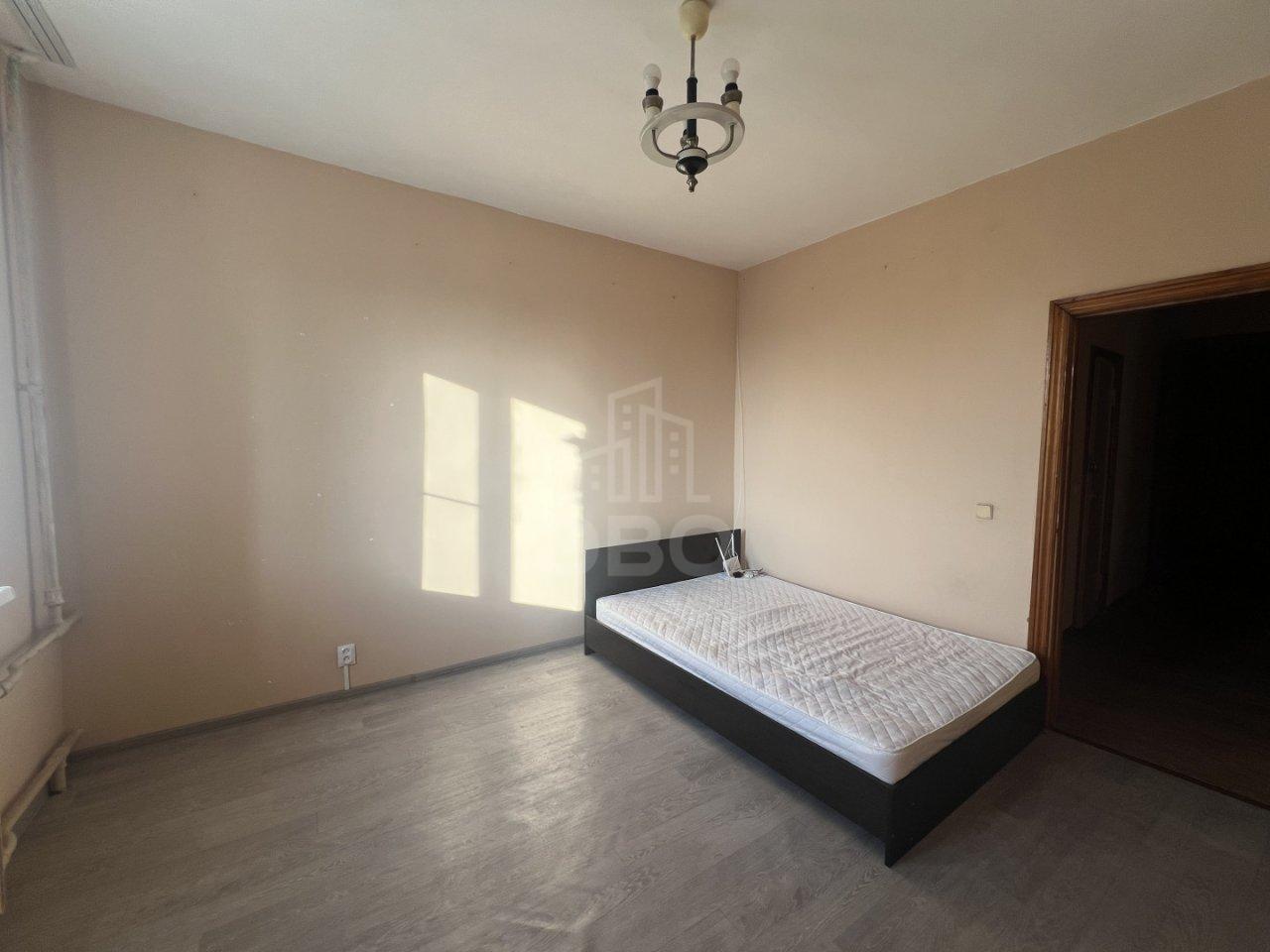 трехкомнатная квартира в Санкт-Петербурге по адресу: Панфилова ул., 26