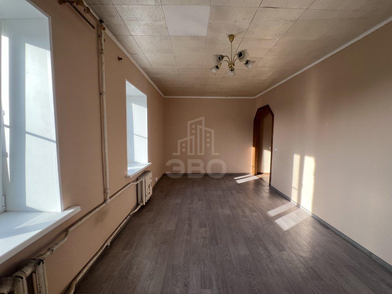 трехкомнатная квартира в Санкт-Петербурге по адресу: Панфилова ул., 26