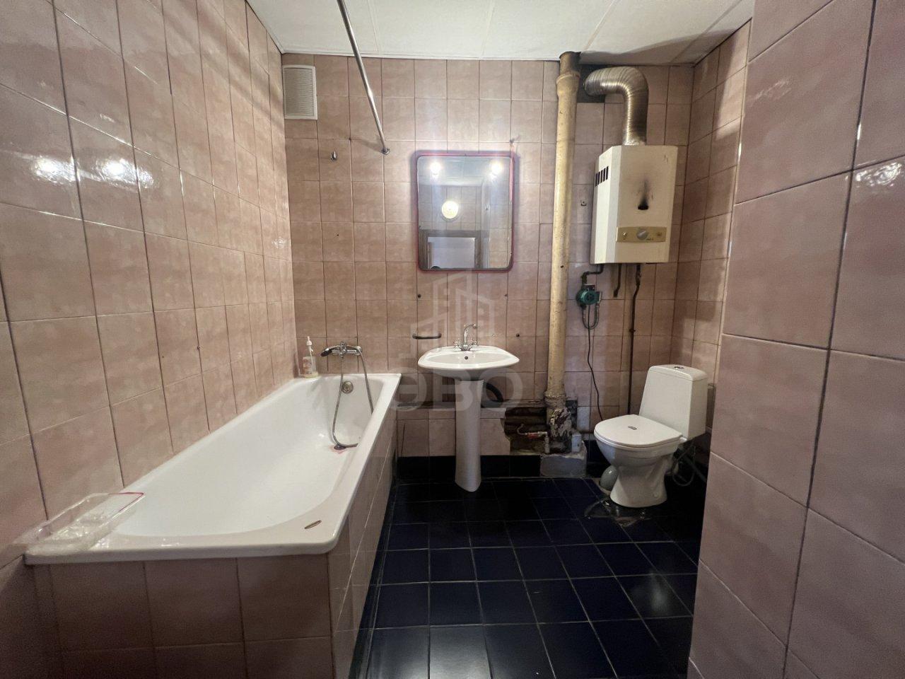 трехкомнатная квартира в Санкт-Петербурге по адресу: Панфилова ул., 26