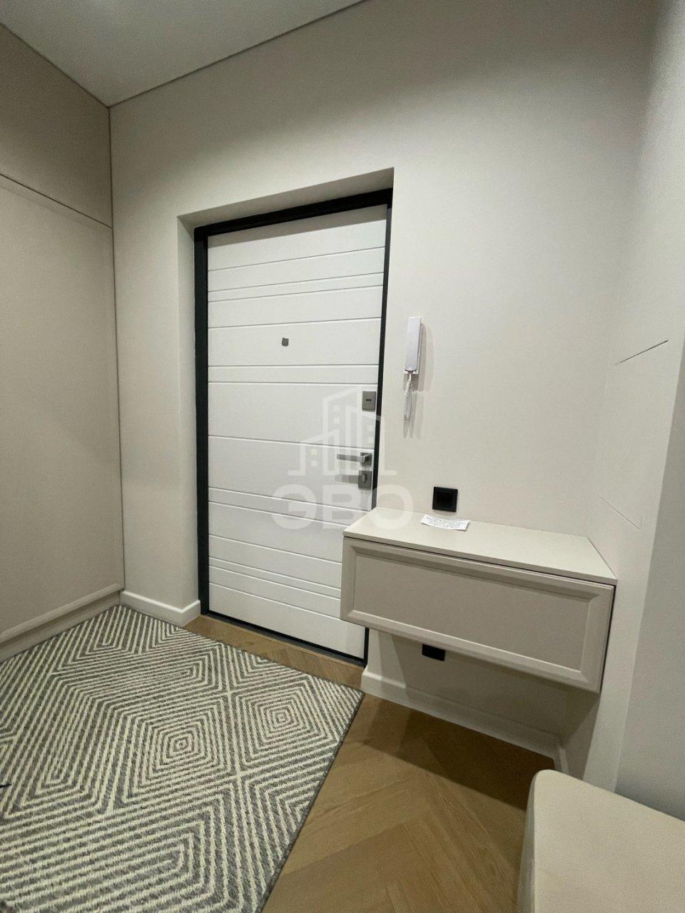 трехкомнатная квартира в Санкт-Петербурге по адресу: Вазаский пер., 3