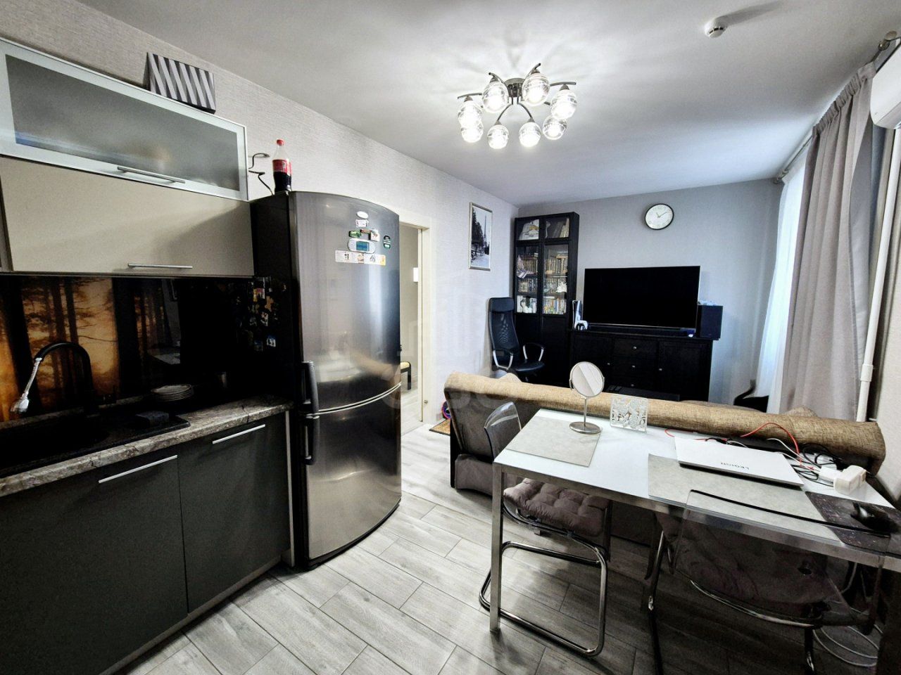 двухкомнатная квартира в Санкт-Петербурге по адресу: Заречная ул., 45, к 2