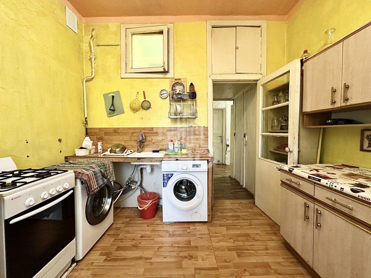 комната в Санкт-Петербурге по адресу: Нежинская ул., 4