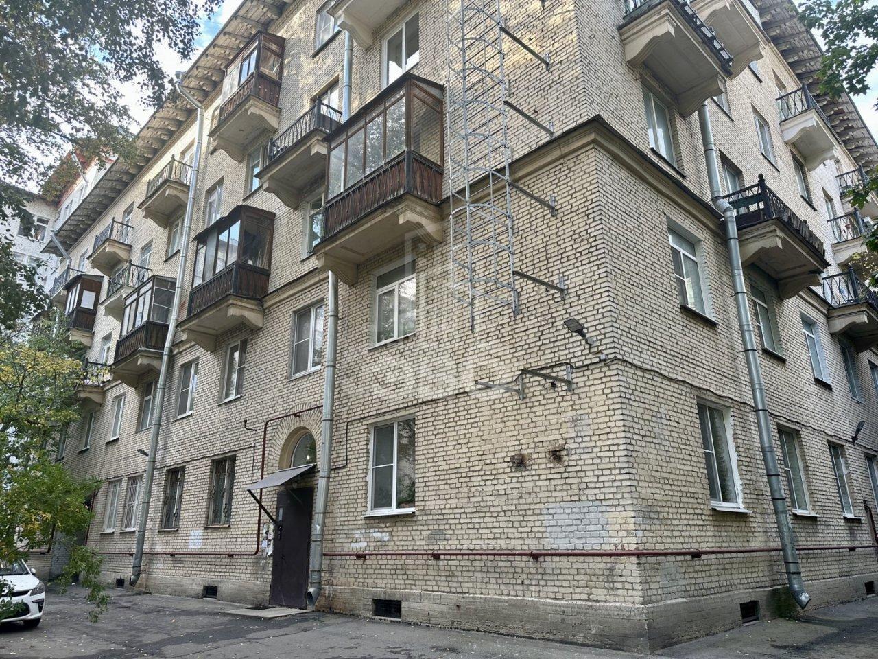 комната в Санкт-Петербурге по адресу: Нежинская ул., 4