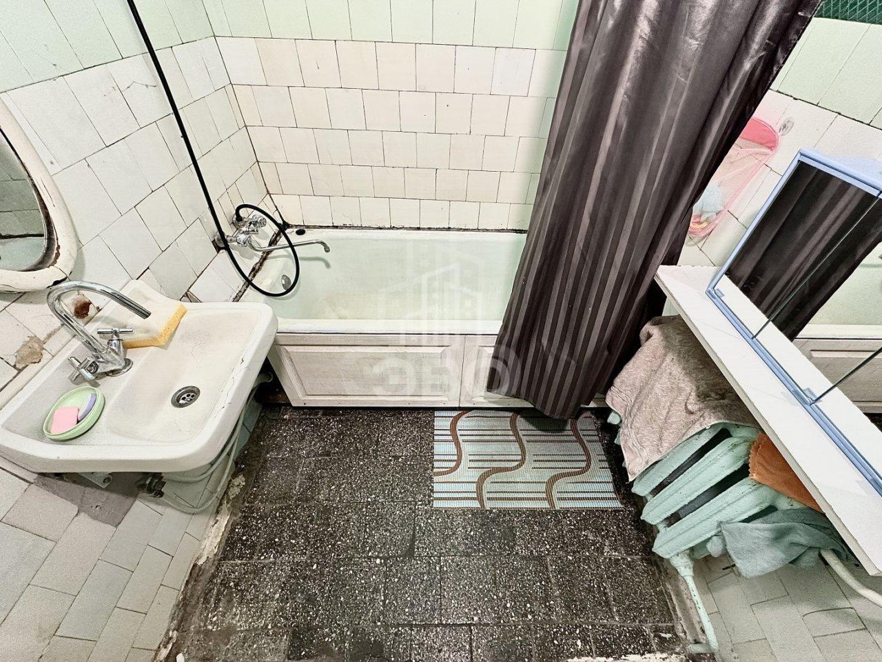 комната в Санкт-Петербурге по адресу: Нежинская ул., 4